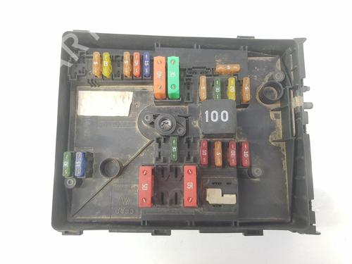 Fuse box VW GOLF VI (5K1) 1.6 TDI | BP4868035E1 