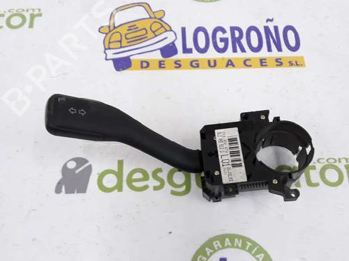 Used Steering column stalk SEAT LEON (1M1) 1.6 16 V (105 hp) 3203144