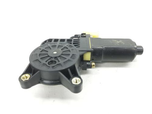 Used Left front window motor HYUNDAI GETZ (TB) 1.5 CRDi (88 hp) 15951944