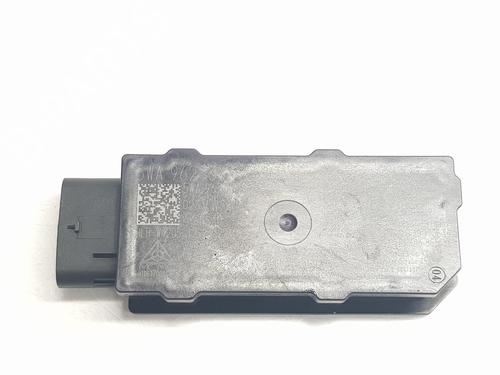 BP30548994M83 main image