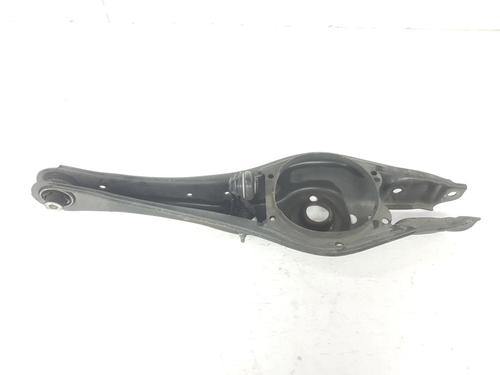 Højre bagtil bærearm VW TOURAN (5T1) 2.0 TDI (150 hp) 8245703