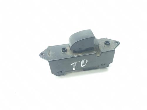 Used Right rear window switch MITSUBISHI L200 / TRITON (KA_T, KB_T) 2.5 DI-D 4WD (KB4T) (136 hp) 17446874