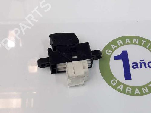 Right rear window switch NISSAN X-TRAIL I (T30) 2.2 Di 4x4 | BP3407883I28 