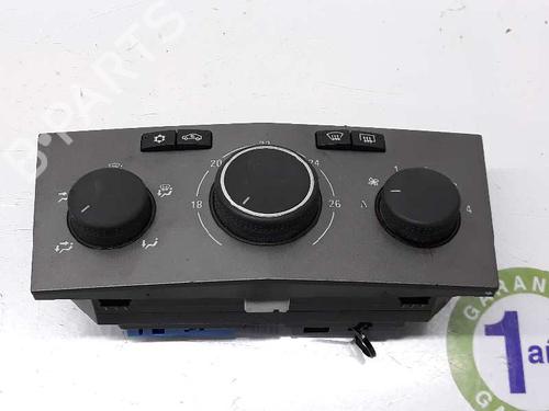 Used Climate control OPEL ASTRA H (A04) [2004-2014]  4945131