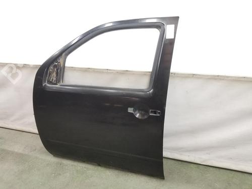 Left front door NISSAN PATHFINDER III (R51) 2.5 dCi | BP3185226C2 