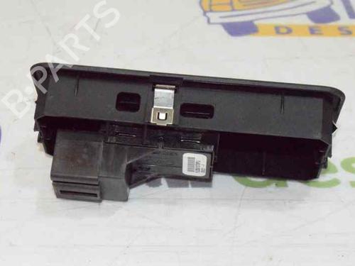 Right front window switch LAND ROVER RANGE ROVER SPORT I (L320) 2.7 D 4x4 | BP1363229I26 