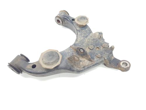 Used Left front suspension arm TOYOTA LAND CRUISER 90 (_J9_) 3.0 TD (KZJ90_, KZJ95_, KZJ90R, KZJ95R, KZJ90W, KZJ95W) (125 hp) 13578167
