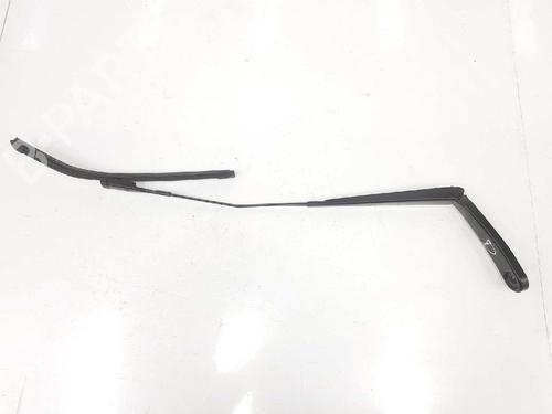 Used Front windshield wiper arm BMW X1 (F48) sDrive 18 d (150 hp) 7965078