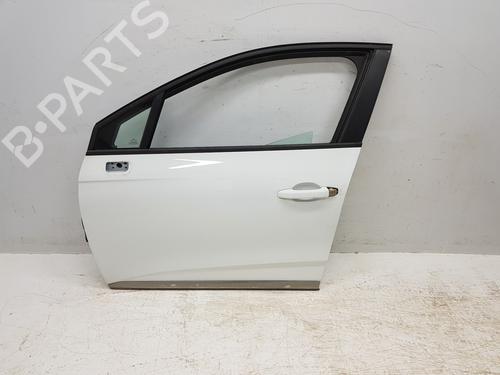 Used Left front door Left front door RENAULT CLIO V (B7_) [2019-2026] 33803220 33803220