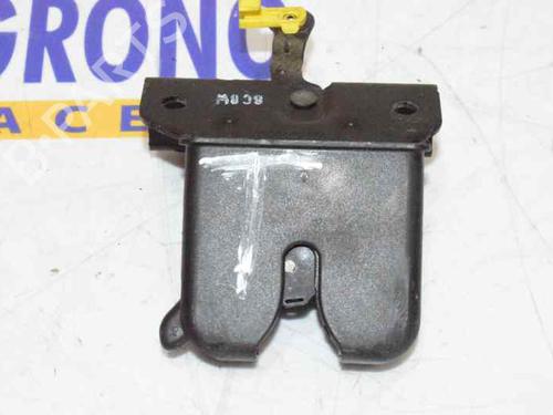 Used Tailgate lock HYUNDAI ACCENT III Saloon (MC) 1.4 GL (97 hp) 818169
