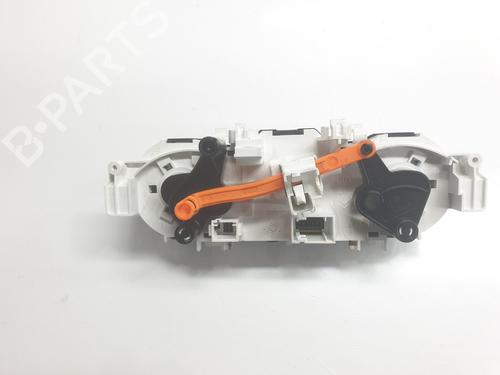 Climate control PEUGEOT 208 I (CA_, CC_) 1.2 VTI 82 | BP30932611I5 