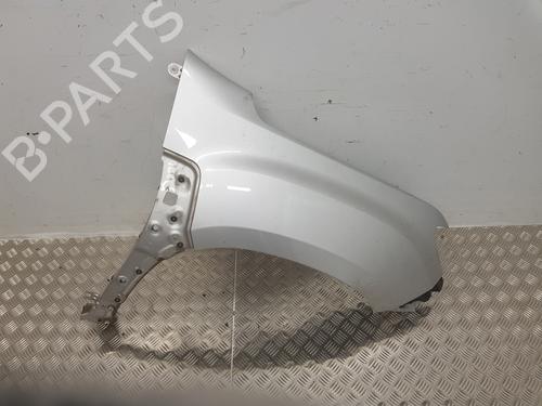 Used Right front fenders Right front fenders 37471729 37471729