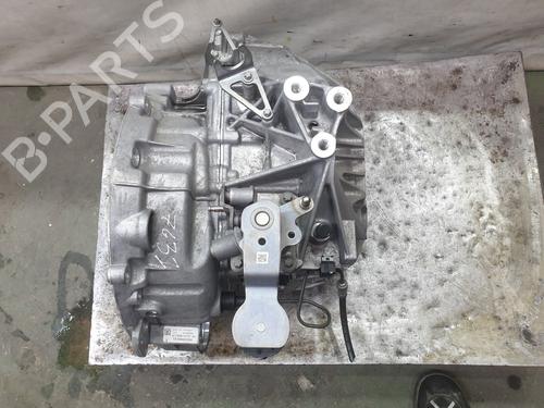 Used Gearbox MERCEDES-BENZ GLA-CLASS (X156) GLA 200 CDI / d (156.908) (136 hp) 20198456