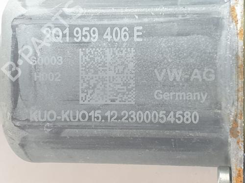 Right front window motor SEAT IBIZA V (KJ1, KJG) 1.0 MPi | BP28817539E20