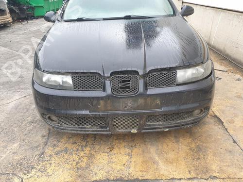 Right front fog light SEAT LEON (1M1) 1.9 TDI | BP11110465C31 