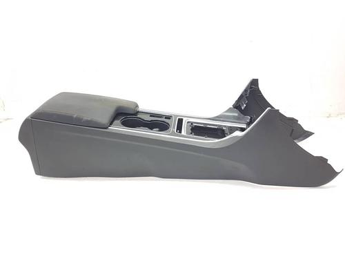 Used Armrest / Center console Armrest / Center console 38759568 38759568