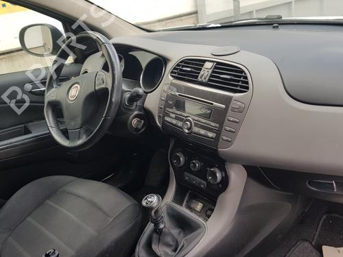 Right front fog light FIAT BRAVO II (198_) 1.6 D Multijet (198AXH1B) | BP30731579C31 