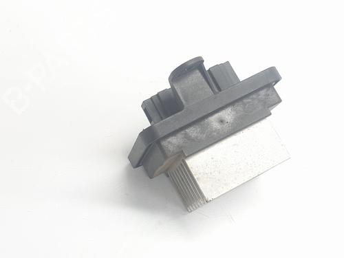 Used Heater resistor PEUGEOT 2008 II (UD_, US_, UY_, UJ_, UR_, UC_) [2019-2025]  27879147