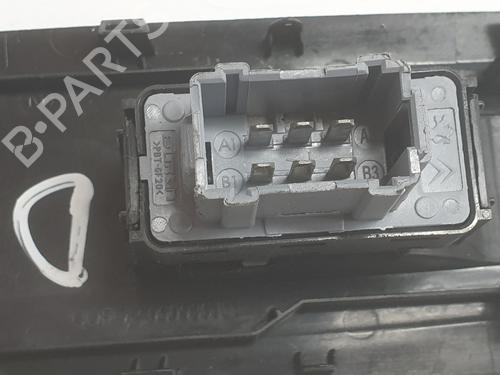 Right front window switch OPEL COMBO Box Body/MPV (K9) | BP31593666I26