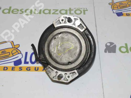 Used Engine mount Engine mount BMW 7 (E65, E66, E67) 730 d (218 hp) 10257012 10257012