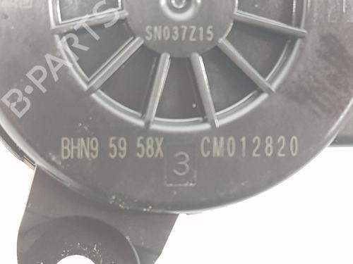 Left rear window motor MAZDA CX-5 (KF) 2.2 D AWD | BP15897472E23 