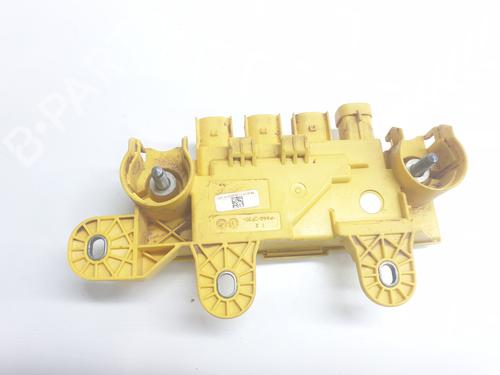 Fuse box DACIA DUSTER (HM_) 1.3 TCe 130 (HMMF) | BP33220609E1 - Image 3