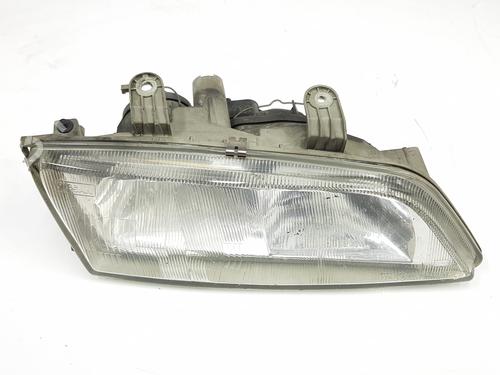 Højre forlygte NISSAN PRIMERA (P11) 2.0 TD (90 hp) 25781355