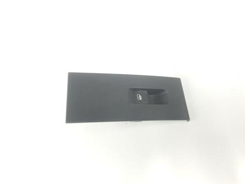 Used Left rear window switch Left rear window switch SKODA RAPID (NH3, NK3, NK6) [2012-2022] 10038874 10038874