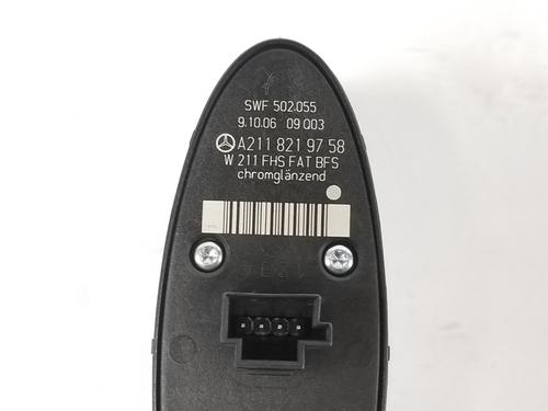 Right rear window switch MERCEDES-BENZ CLS (C219) CLS 320 CDI (219.322) | BP11977884I28 