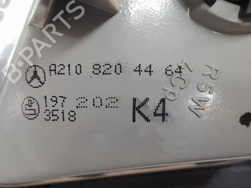 Right taillight MERCEDES-BENZ E-CLASS (W210) E 300 Turbo-D (210.025) | BP26034147C35