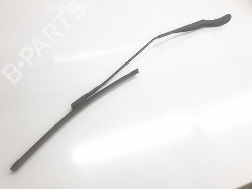 front-windshield-wiper-arm-dacia-sandero-iii-2021-34008870 main image