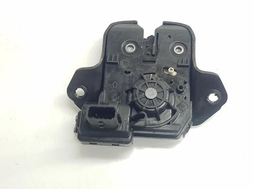 tailgate-lock-renault-symbioz-2024-34698163 main image