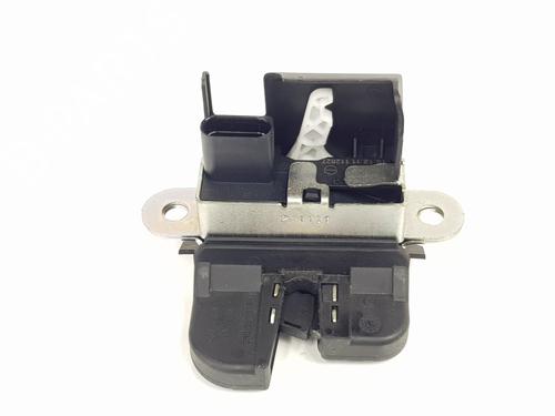 Used Tailgate lock VW POLO V (6R1, 6C1) 1.6 TDI (90 hp) 30682470
