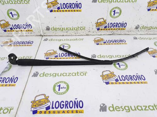 Used Front windshield wiper arm SEAT LEON (1P1) 1.9 TDI (105 hp) 7895371