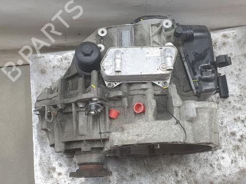 Caixa de velocidades Caixa de velocidades VW CADDY III Box Body/MPV (2KA, 2KH, 2CA, 2CH) 1.9 TDI (105 hp) 36032396 36032396