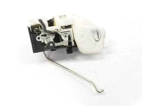 Front right lock MITSUBISHI PAJERO IV (V8_W, V9_W) 3.2 DI-D (V88W, V98W) | BP16241218C97 