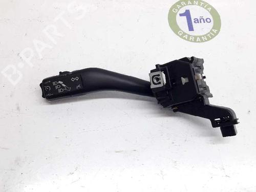 Used Steering column stalk SEAT LEON (1P1) 2.0 TDI 16V (140 hp) 3386417