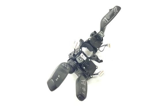 Steering wheel controls AUDI Q3 (8UB, 8UG) 2.0 TDI | BP27166281E15 
