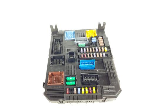 Used Fuse box Fuse box 37402171 37402171