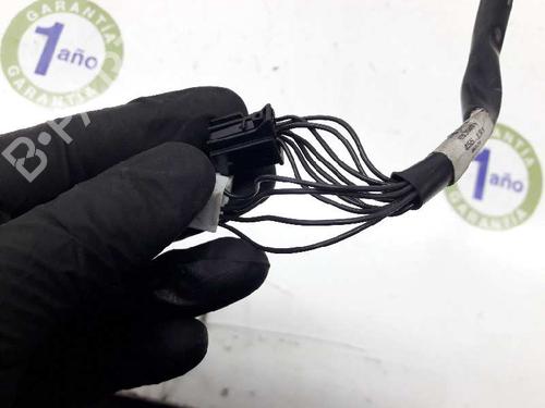 Left mirror MERCEDES-BENZ S-CLASS (W221, V221) S 320 CDI (221.022, 221.122) | BP4568401C26 