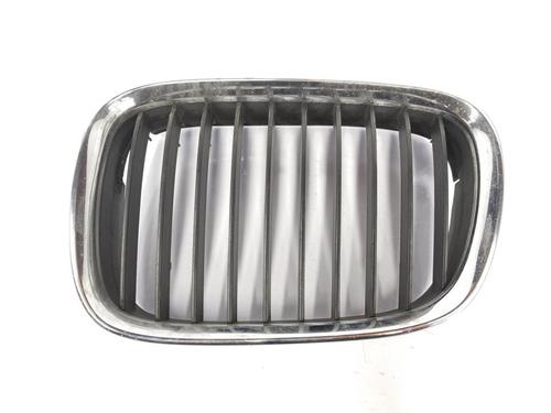 Front grille BMW 5 (E39) 523 i (170 hp) 13361668