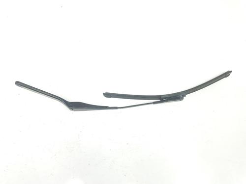 Used Front windshield wiper arm BMW 1 (E87) 123 d (204 hp) 11767603