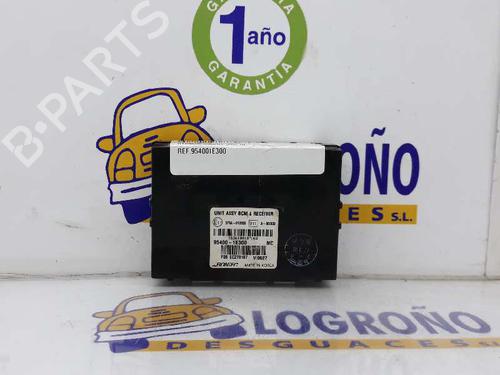Used Electronic module HYUNDAI ACCENT III Saloon (MC) 1.4 GL (97 hp) 818409