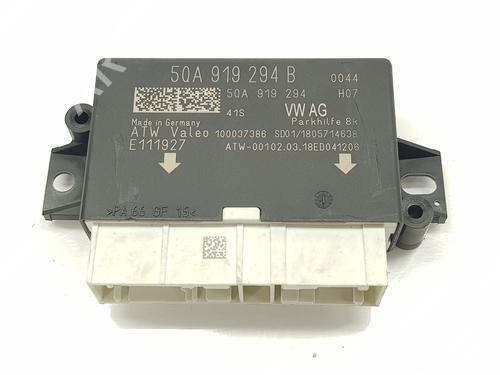 Used Electronic module Electronic module AUDI A3 Limousine (8VS, 8VM) 1.6 TDI (115 hp) 33056427 33056427