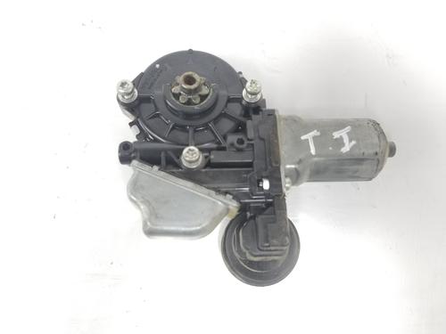 Used Left rear window motor TOYOTA LAND CRUISER PRADO (_J15_) 3.0 D-4D (KDJ155_, KDJ150_, KDJ150R, KDJ155R) (190 hp) 8888675