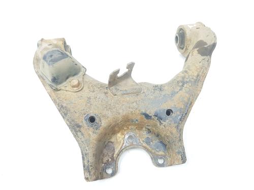 Used Left front suspension arm MITSUBISHI L200 / TRITON (KA_T, KB_T) 2.5 DI-D 4WD (KB4T) (136 hp) 17446879