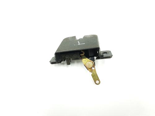 Tailgate lock VW GOLF IV (1J1) 1.6 16V | BP23388821C101 