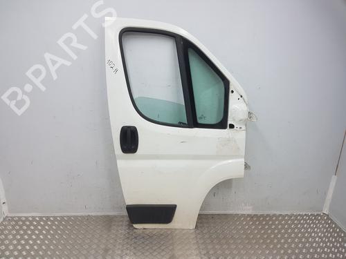 Used Right front door Right front door 37630891 37630891