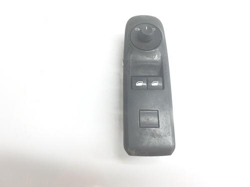 Used Left front window switch Left front window switch PEUGEOT PARTNER Box Body/MPV [2008-2026] 35967400 35967400
