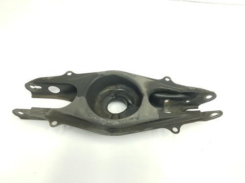 Used Right rear suspension arm MERCEDES-BENZ C-CLASS (W204) C 220 CDI (204.002) (170 hp) 5767972